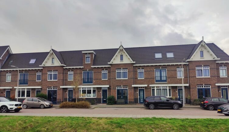 125 - tussenwoning - Poeldijk